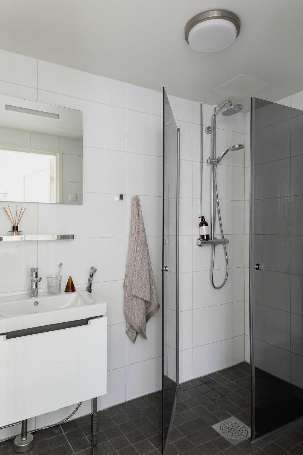 2Ndhomes Central Two Storey Apartment With Sauna Helsingfors Exteriör bild